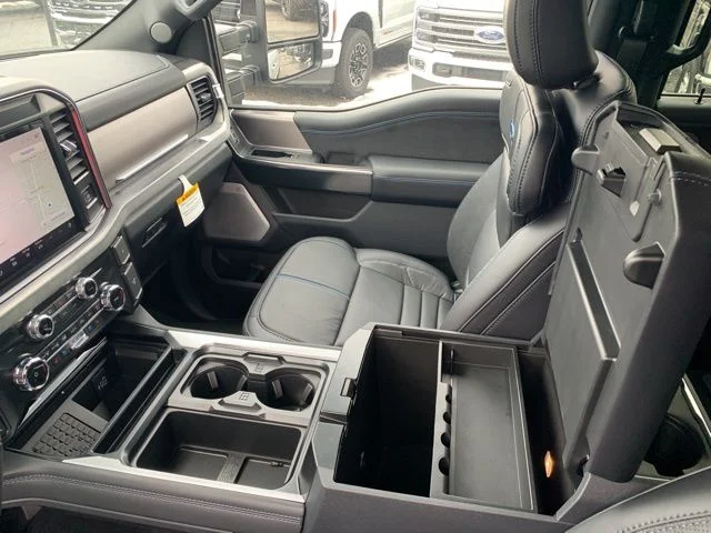 New 2026 White Ford F-250® Platinum® image 32