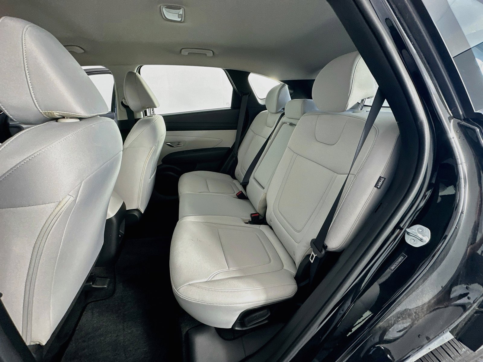 2025 Hyundai Tucson SE - Photo 28