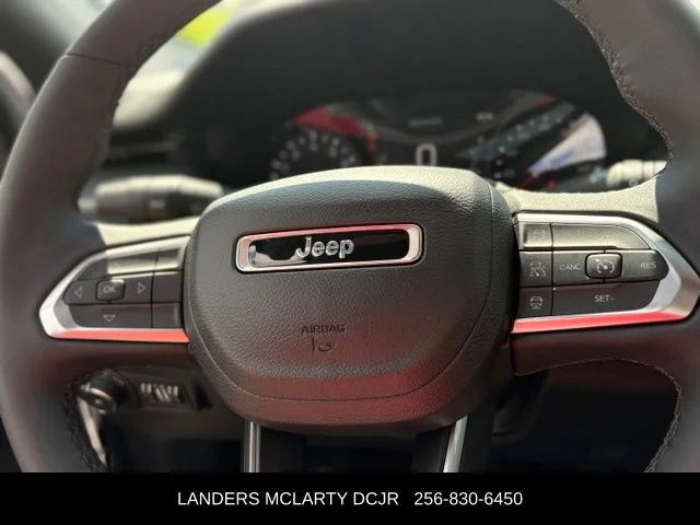 Used 2026 Silver Jeep Latitude image 25
