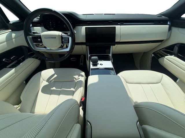 New 2026 Santorini Black Land Rover SE image 12