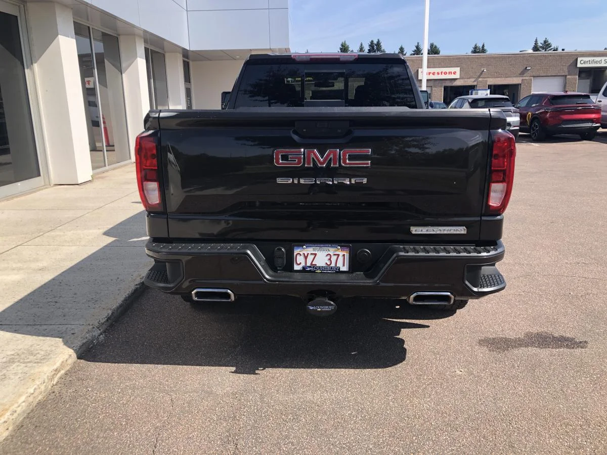 Used 2020 Brown GMC 4WD Crew Cab 147" Elevation image 7