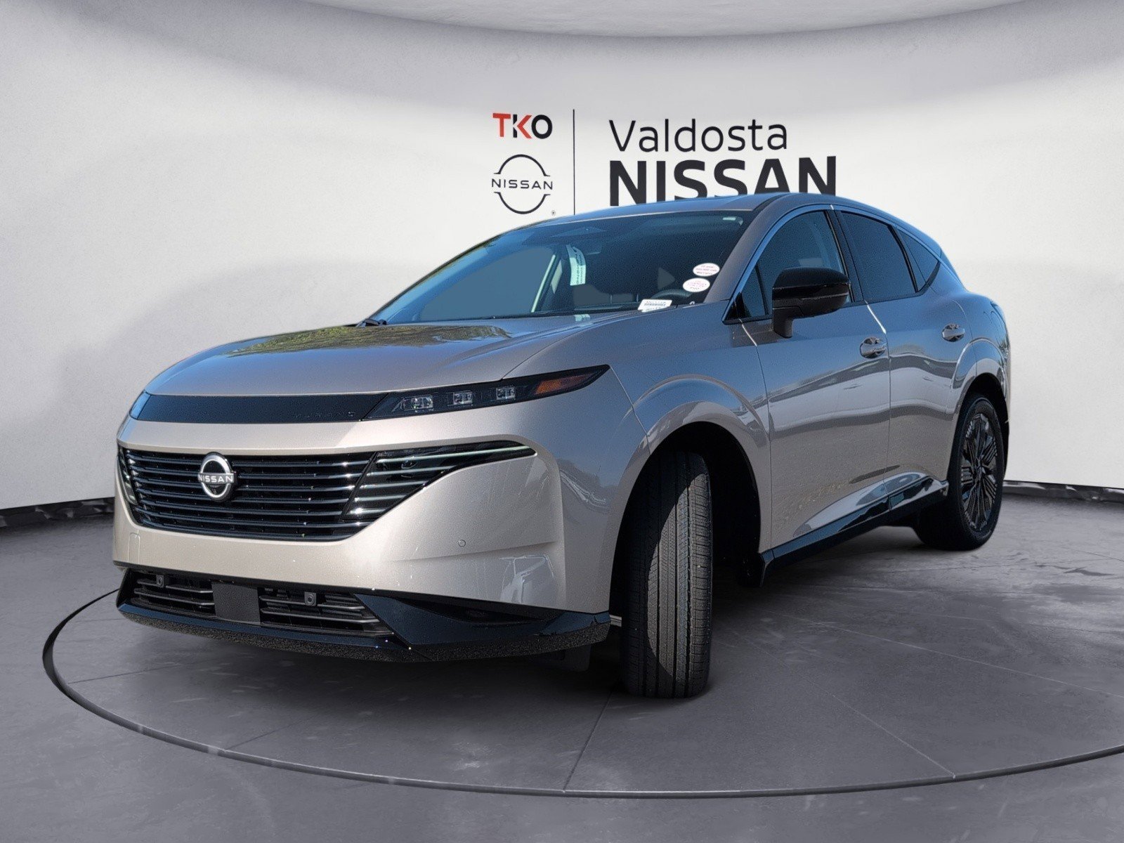 New 2026 Champagne Silver Metallic Nissan Platinum image 8