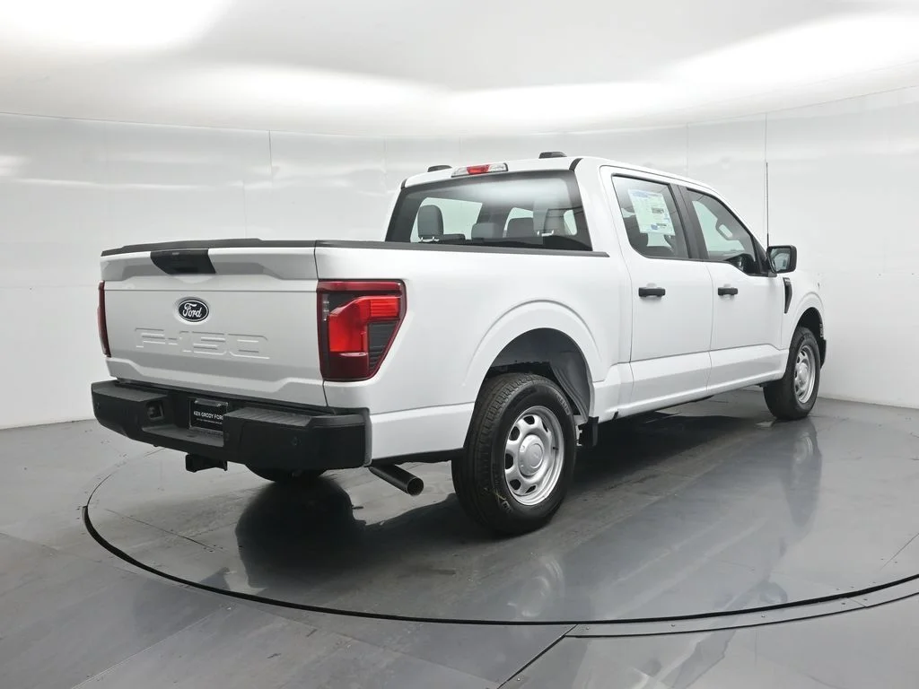 New 2026 Oxford White Ford XL image 24