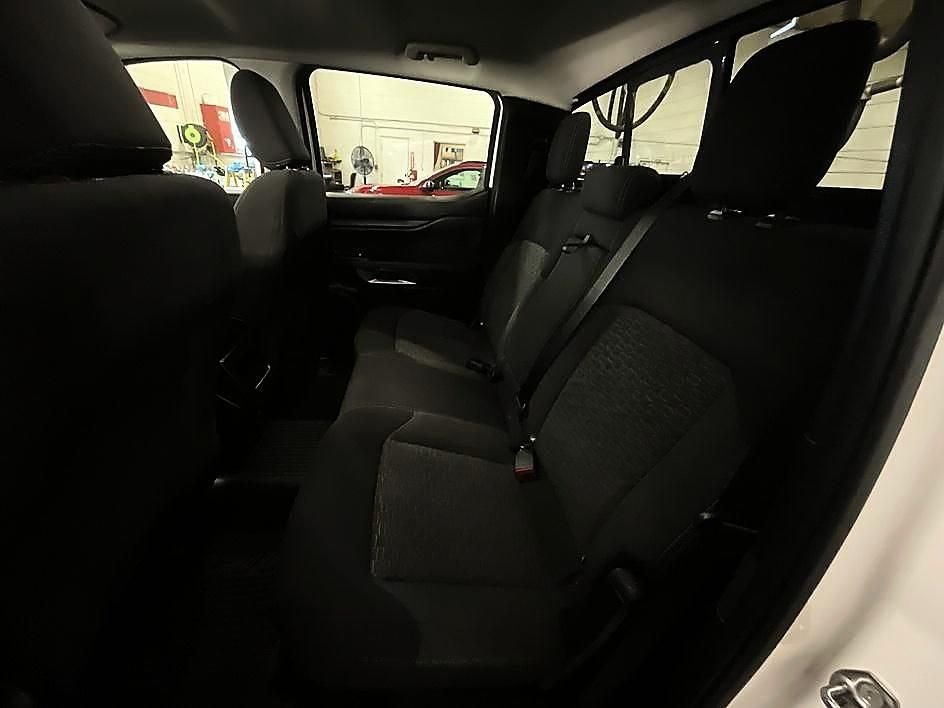 Used 2024 White Ford XLT image 29