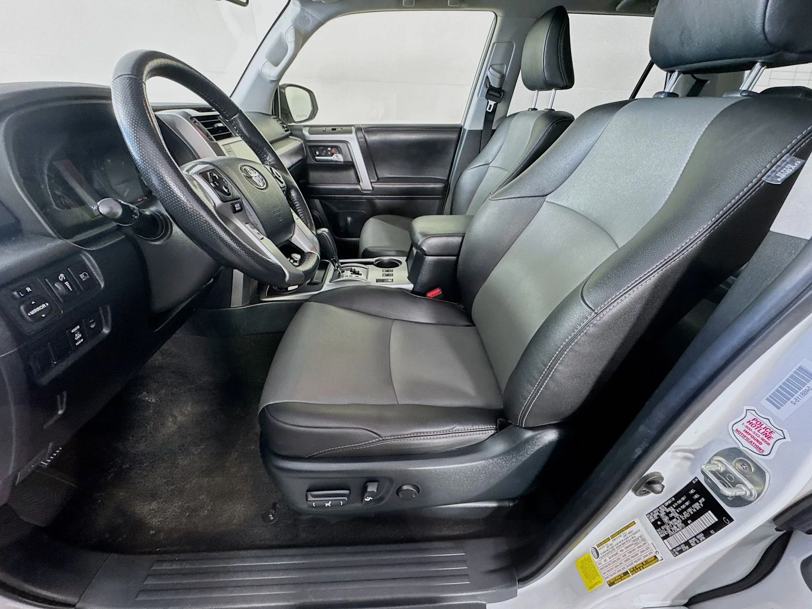 2024 Toyota 4Runner SR5 Premium - Photo 19