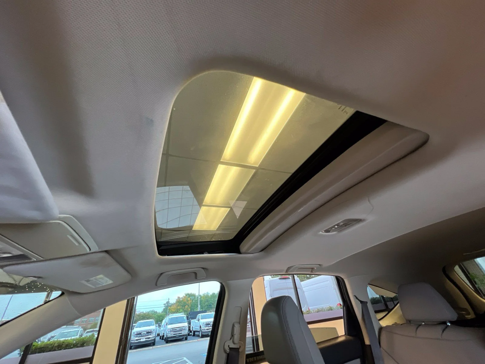Used 2015 Gray Honda EX-L image 12