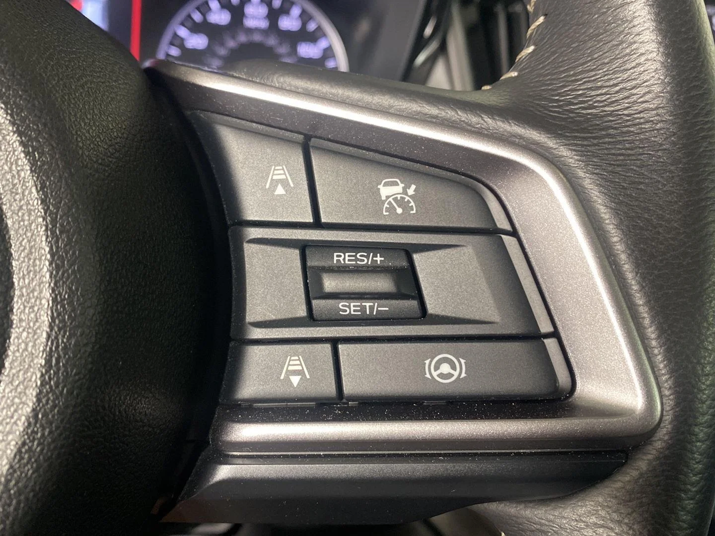Used 2025 Magnetite Gray Metallic Subaru Premium image 23