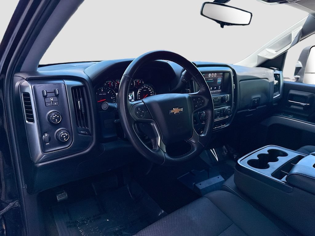 Used 2015 BLACK Chevrolet LT image 9