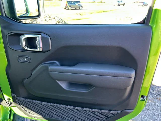 New 2026 Mojito Clear-Coat Exterior Paint Jeep Sport S image 21