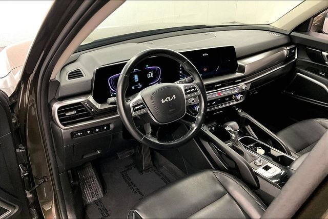 2025 Kia Telluride S - Photo 15