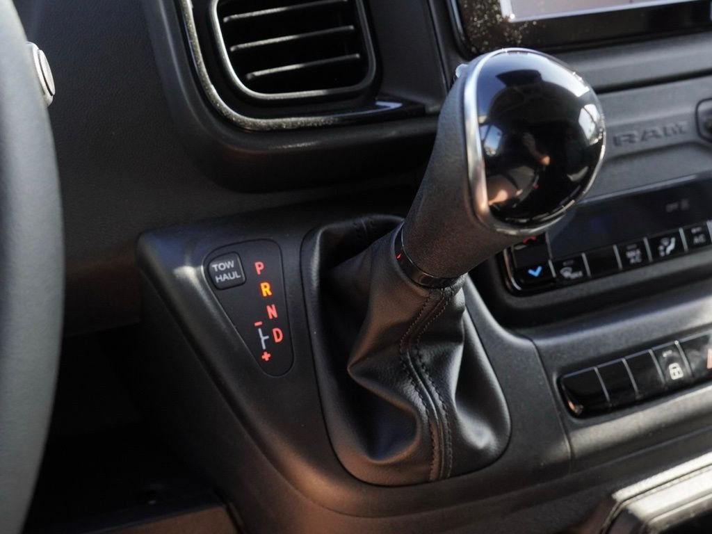 New 2026 Bright Silver Metallic Clear-Coat Exterior Paint RAM High Roof image 16