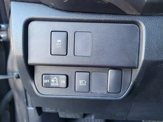 2020 Toyota Tacoma SR5 - Photo 23