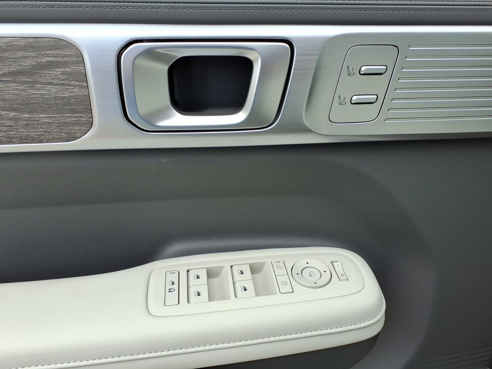 2025 Hyundai Santa Fe Calligraphy - Photo 21
