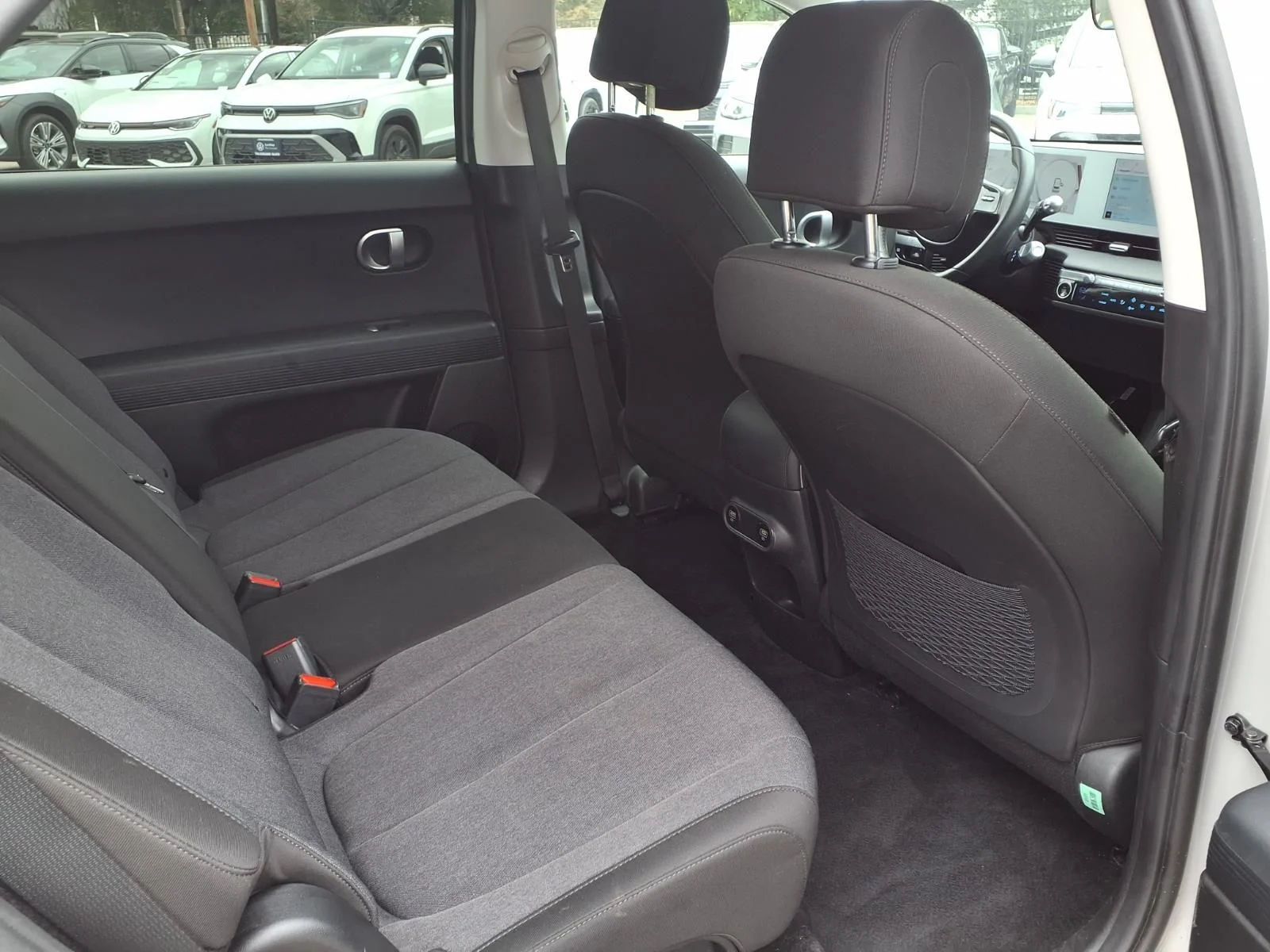 Used 2024 Gray Hyundai SE Standard Range image 21