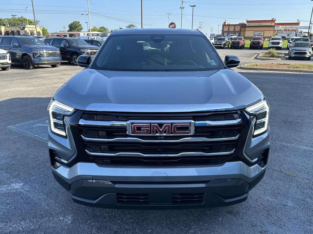 New 2027 Sterling Metallic GMC Elevation image 9