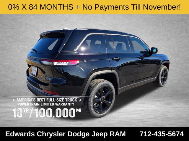 New 2026 Diamond Black Crystal Pearl-Coat Exterior Paint Jeep Limited image 4
