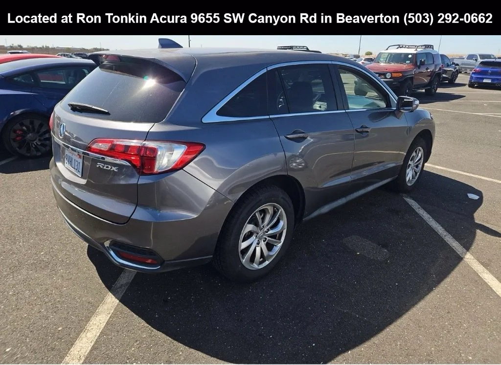 Used 2018 Modern Steel Metallic Acura RDX image 4