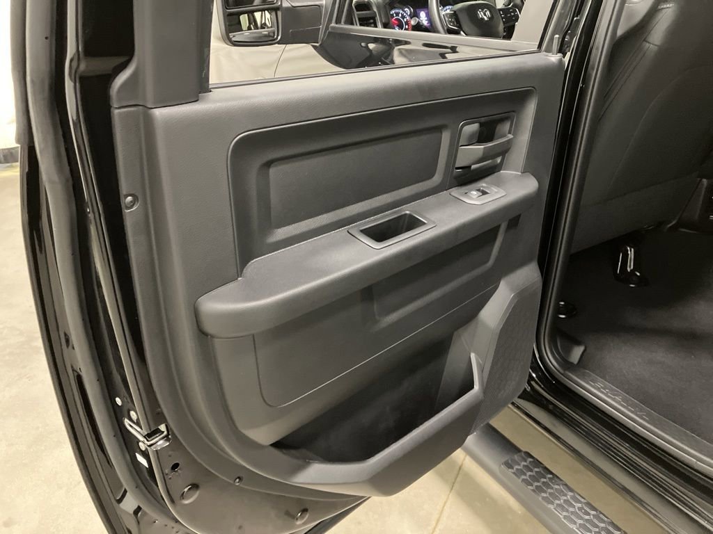 2025 RAM 2500 Tradesman - Photo 11