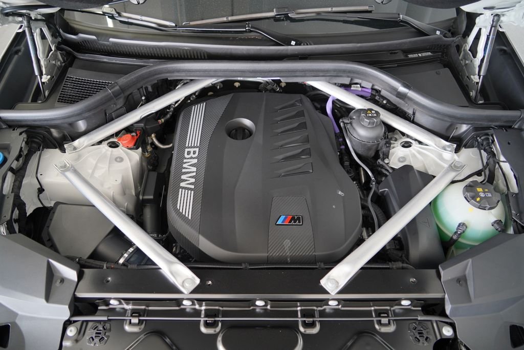 New 2027 Alpine White BMW xDrive40i image 20