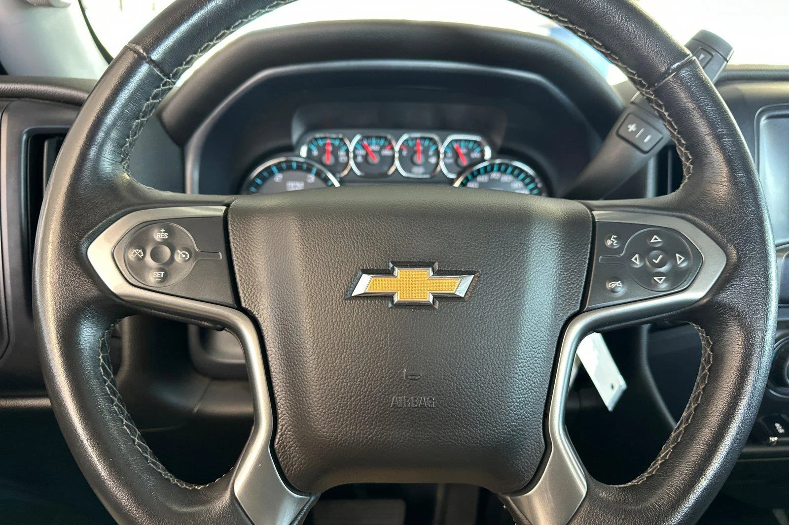 Used 2024 Summit White Chevrolet Work Truck image 19