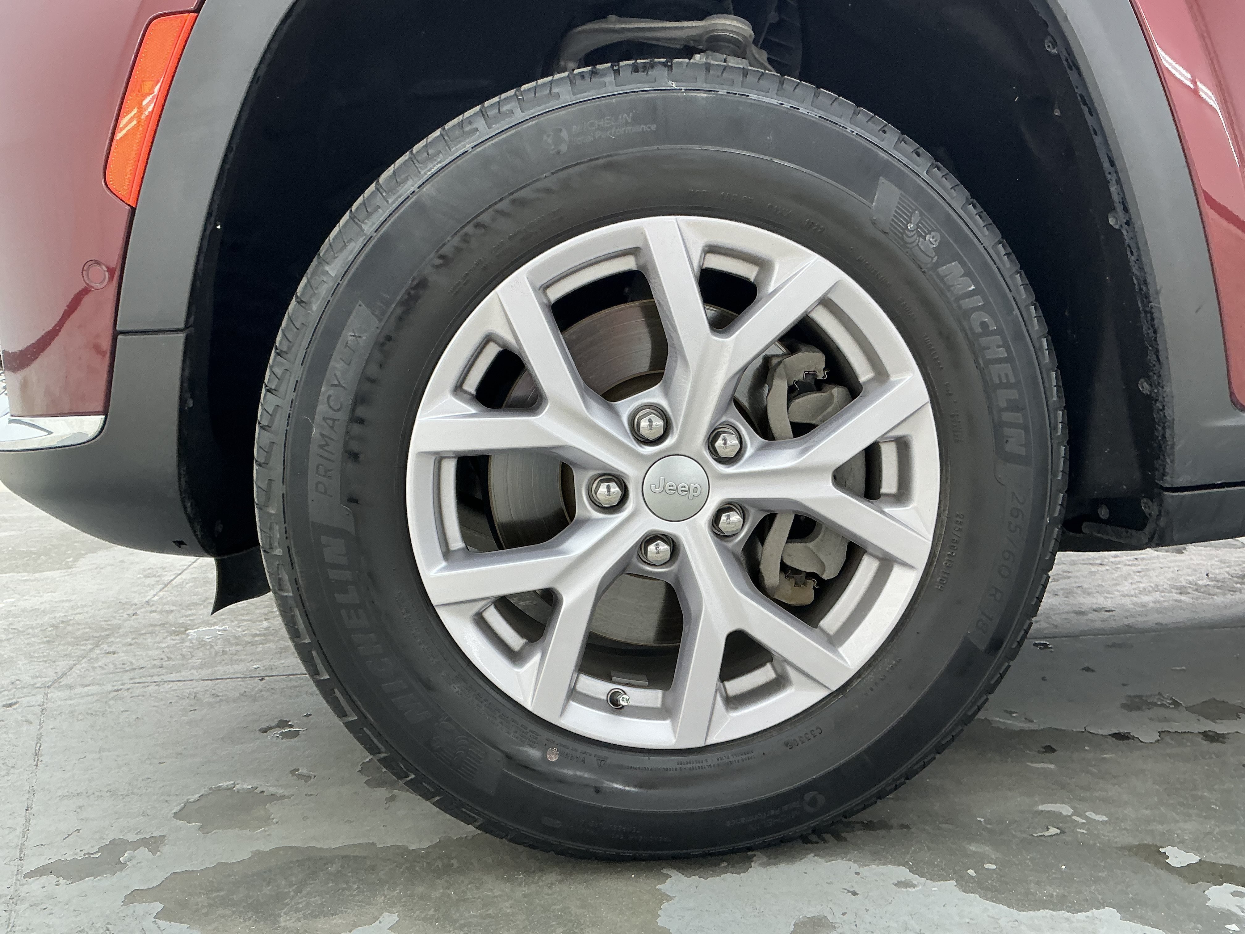 Used 2022 Velvet Red Pearlcoat Jeep Limited image 18
