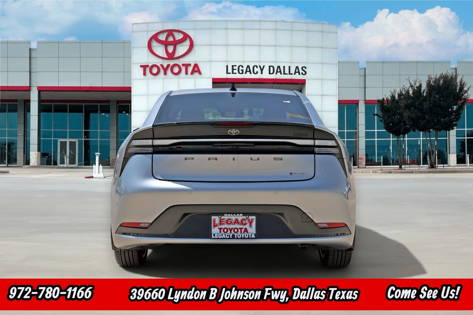 2026 Toyota Prius Plug-in Hybrid XSE - Photo 8