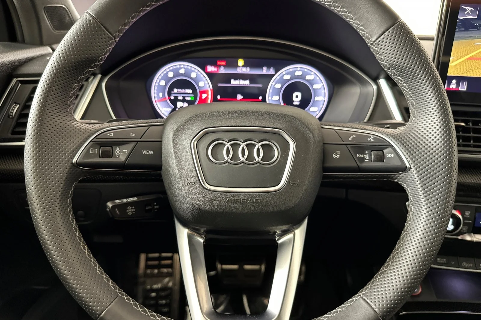 Used 2022 Daytona Gray Pearl Effect Audi Premium Plus 3.0 TFSI quattro image 23