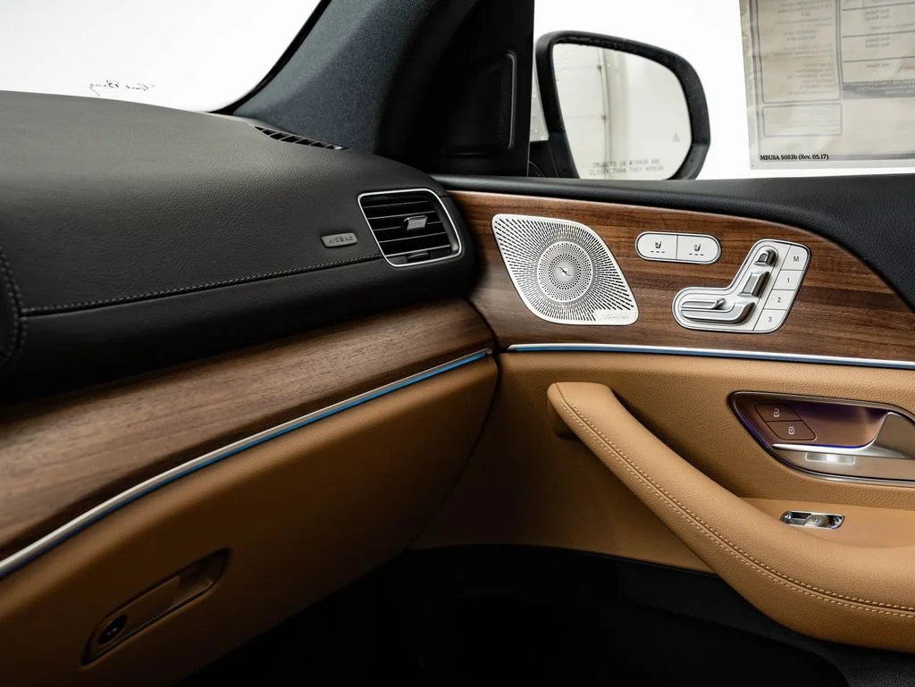 New 2026 Polar White Mercedes-Benz GLS 450 image 42