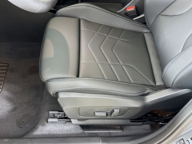 New 2026 Gray Metallic BMW xDrive28i image 20