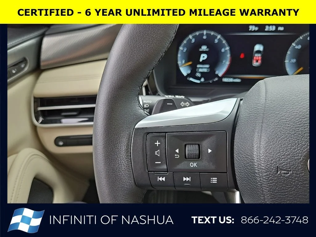 Certified Used 2024 White INFINITI LUXE image 29