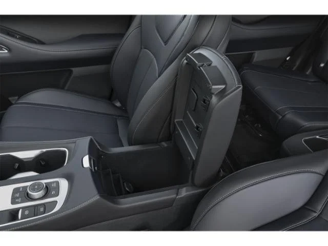 New 2027 2T RAD WHT INFINITI Sport AWD image 16