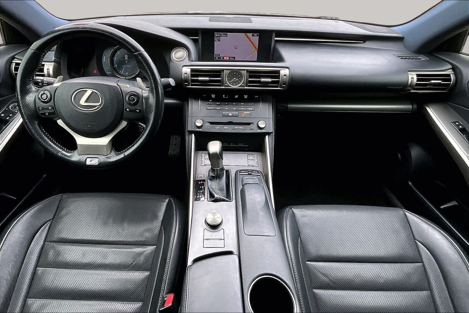 Used 2015 Atomic Silver Lexus  image 15