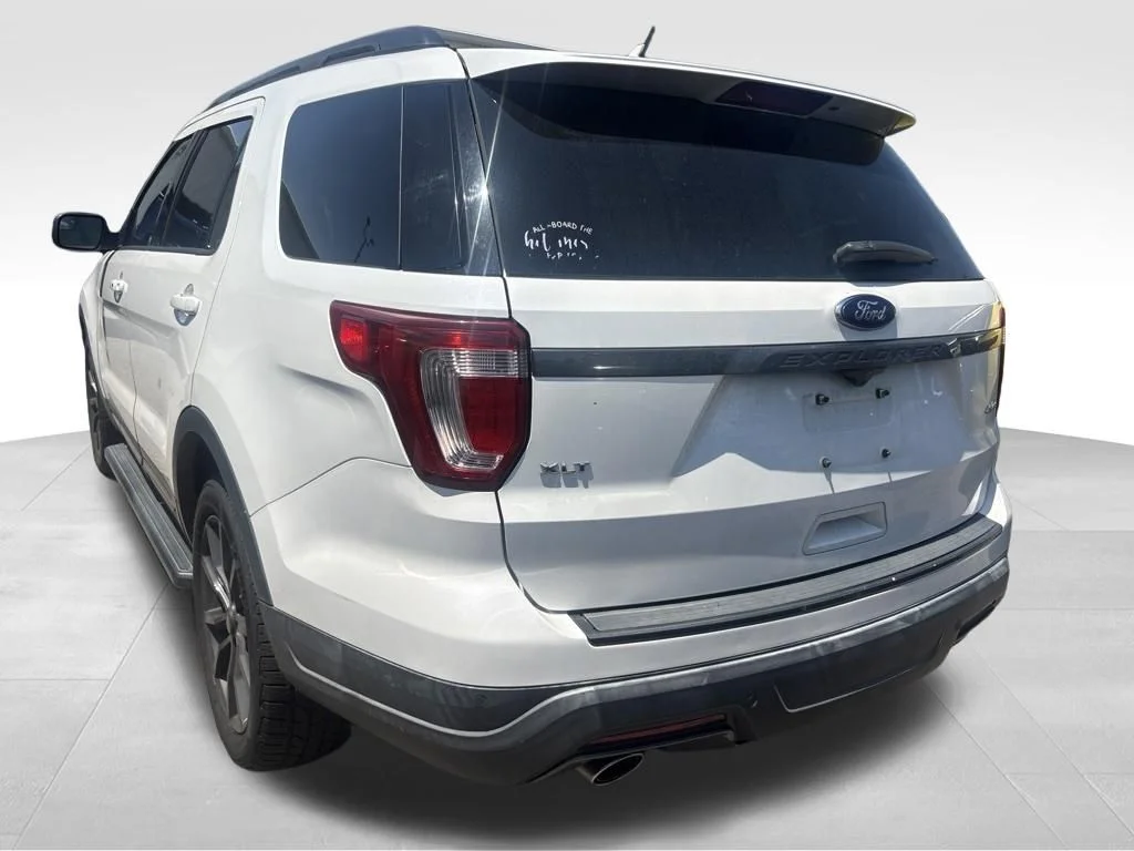 Used 2018 White Ford XLT image 15