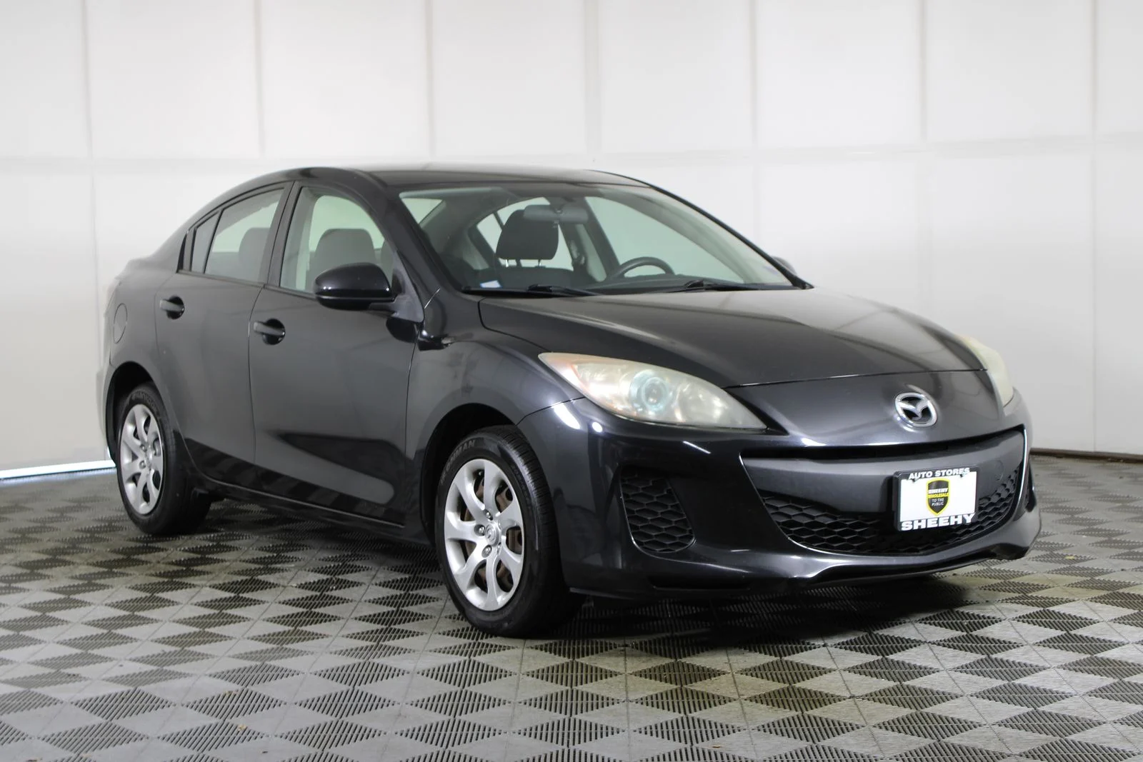 Used 2013 Black Mazda i Sport image 1