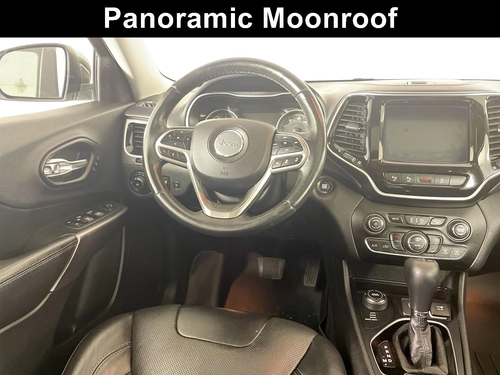 Used 2019 Jeep Cherokee Limited with VIN 1C4PJMDN4KD178725 for sale in Winona, MN
