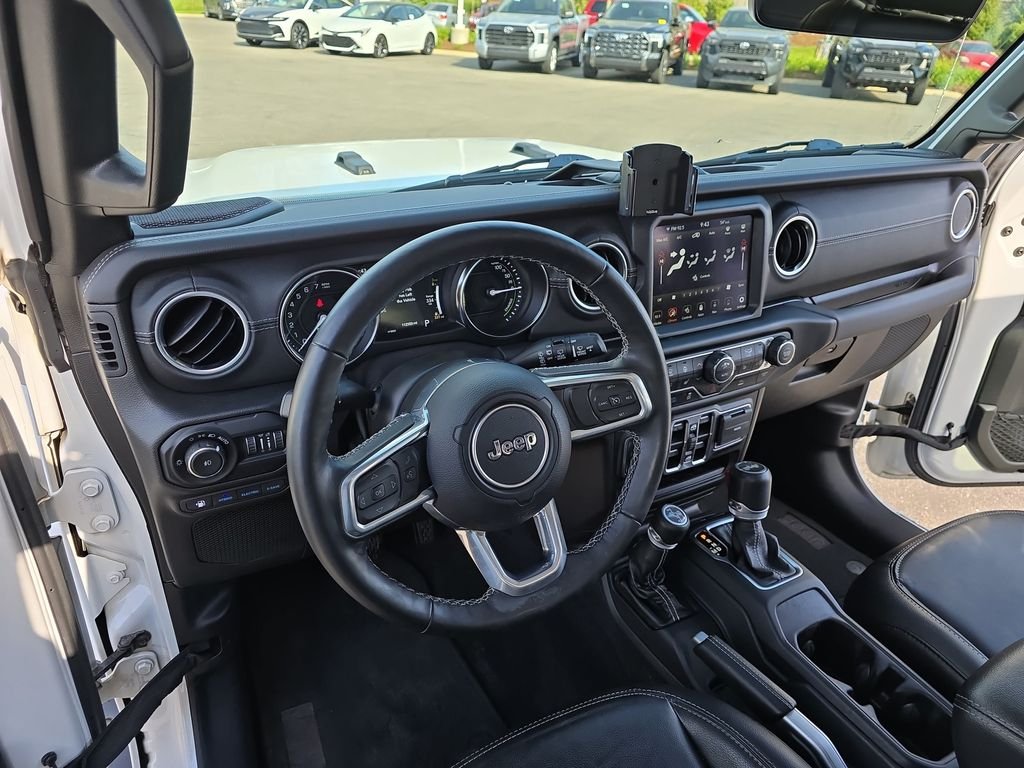 Used 2021 White Jeep Unlimited Sahara 4xe image 17