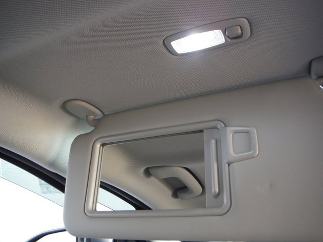 Used 2025 Gray Hyundai Limited image 35