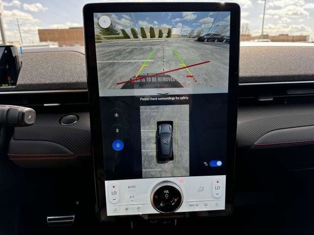 2025 Ford Mustang Mach-E Premium - Photo 20