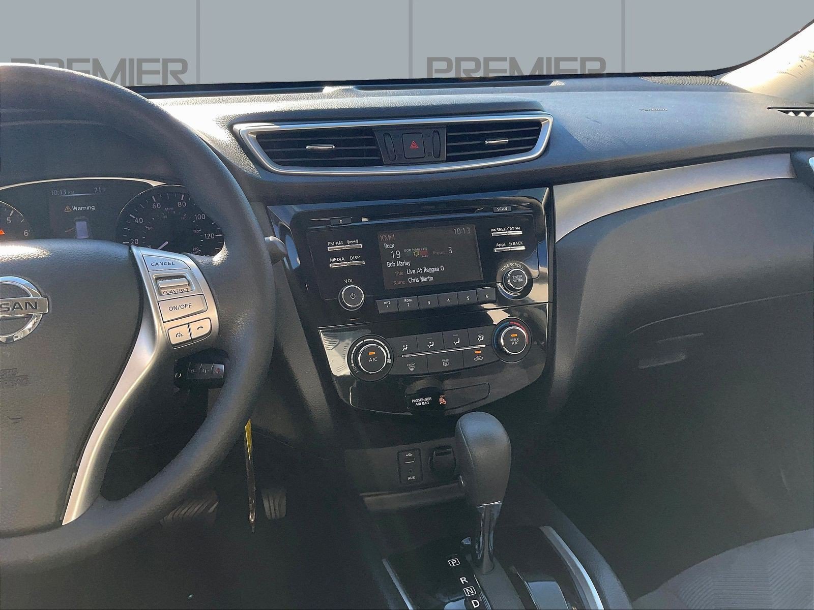 Used 2015 Silver Nissan S image 10