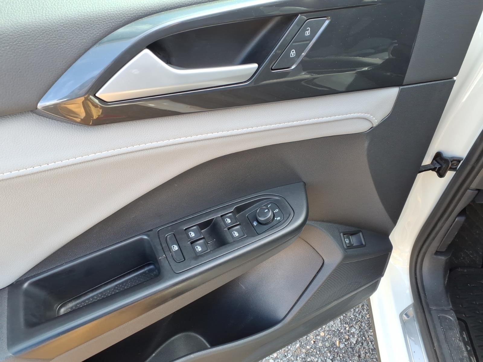 2022 Volkswagen Taos SEL - Photo 16