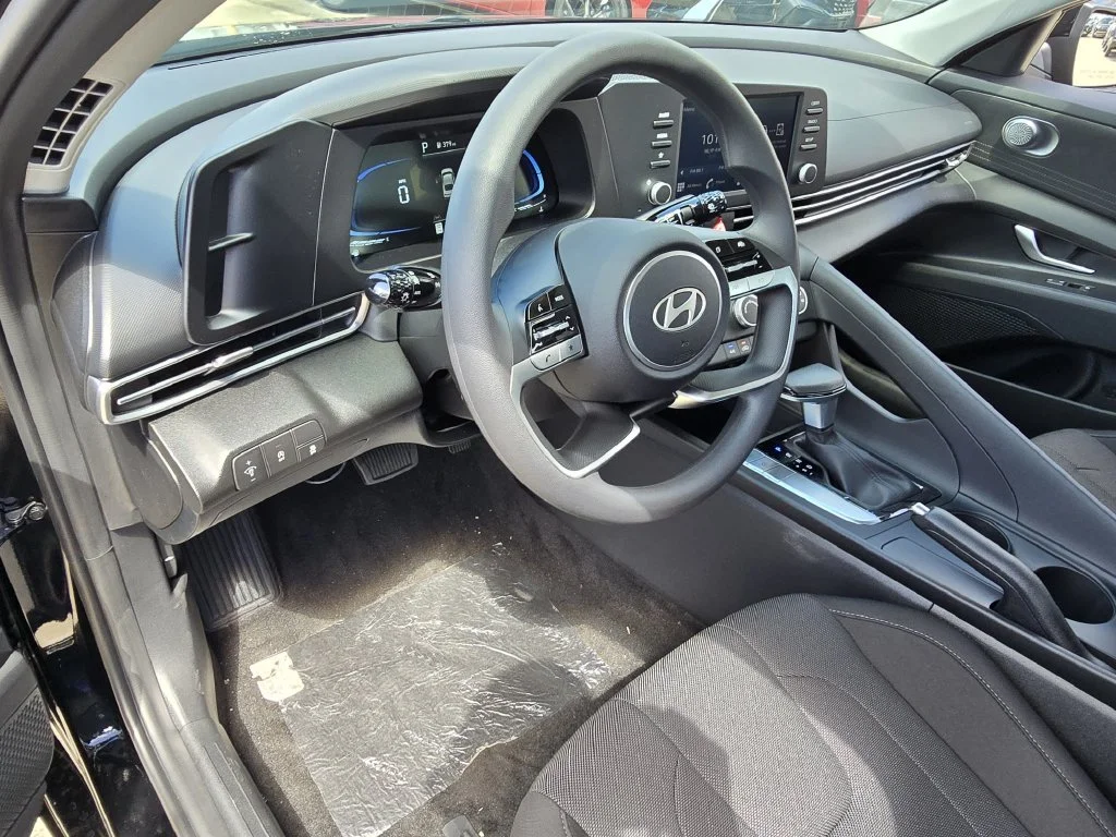 New 2026 Gray Hyundai SE image 22