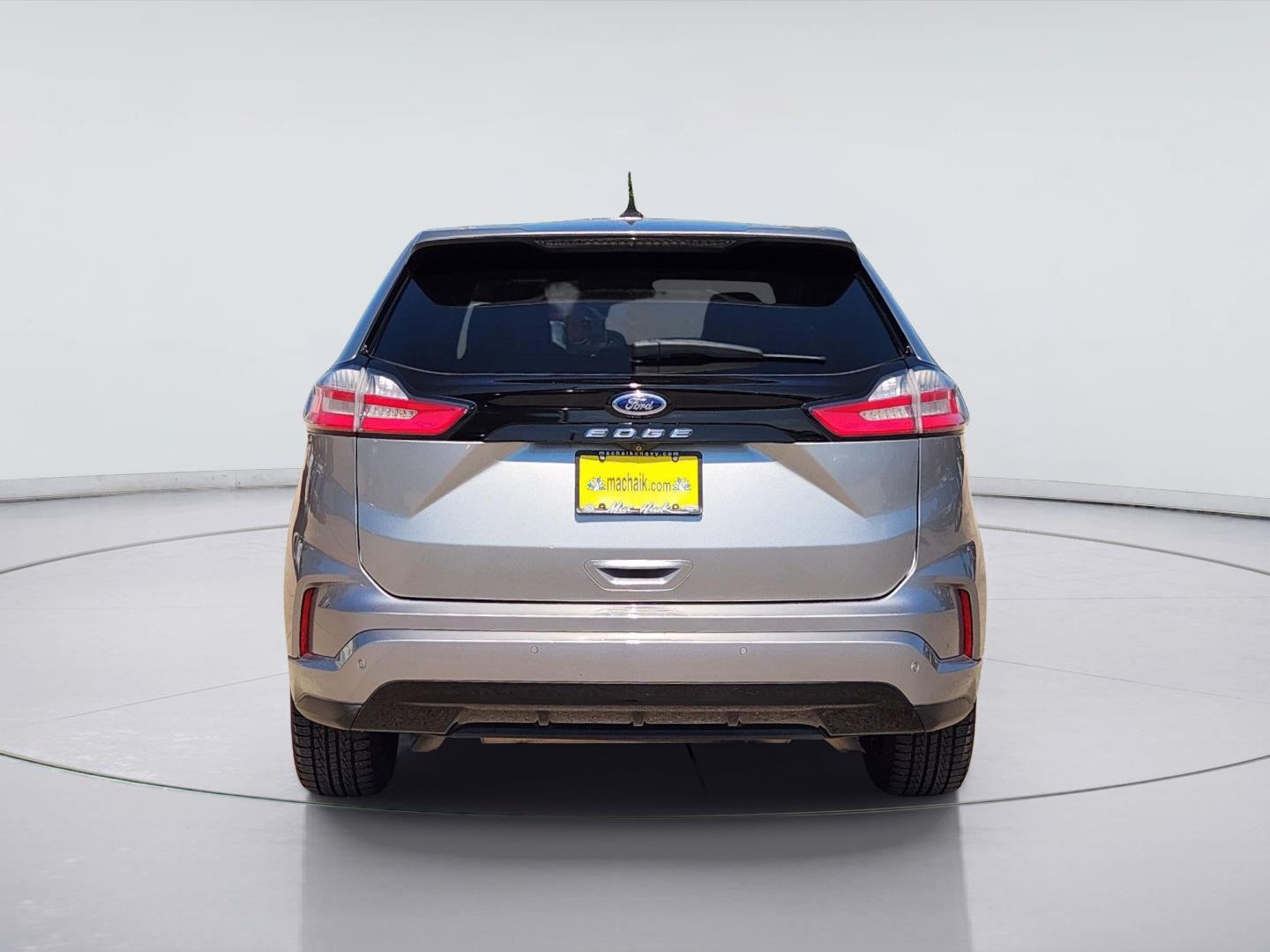 2022 Ford Edge photo 6 of 33