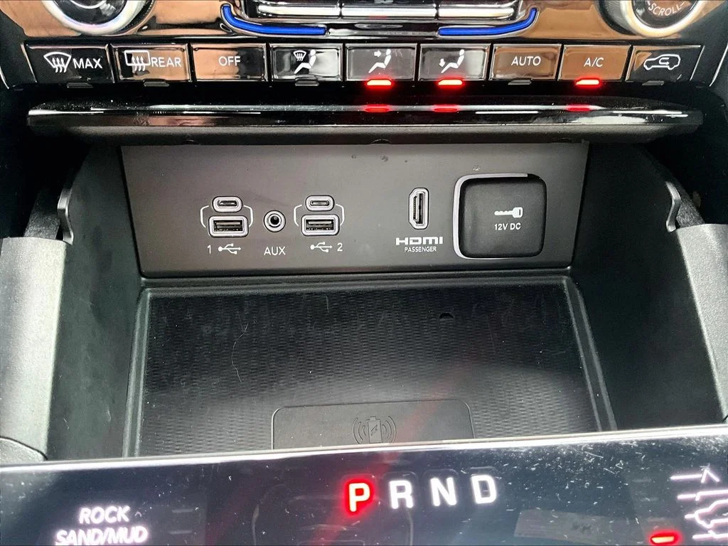Used 2023 Black Jeep Summit image 20