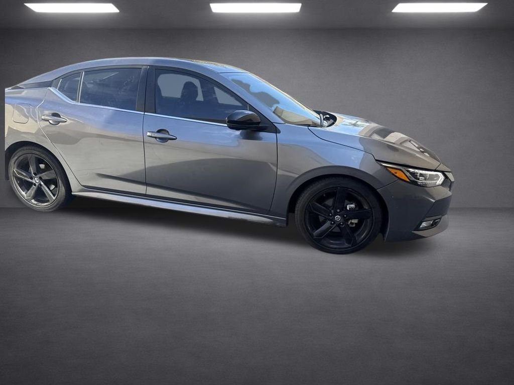 Used 2023 Gray Nissan SR image 12