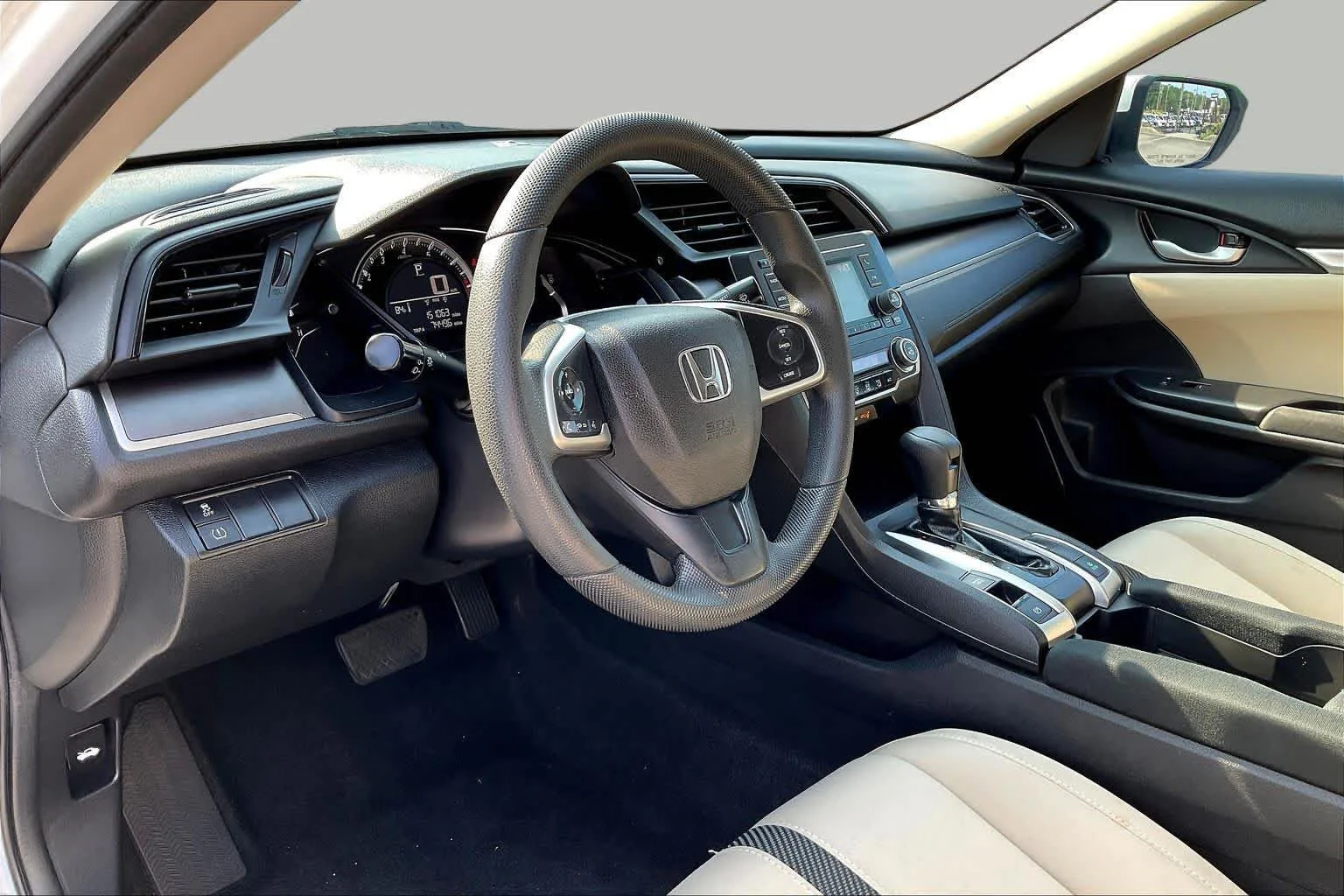 Used 2017 Taffeta White Honda LX image 17