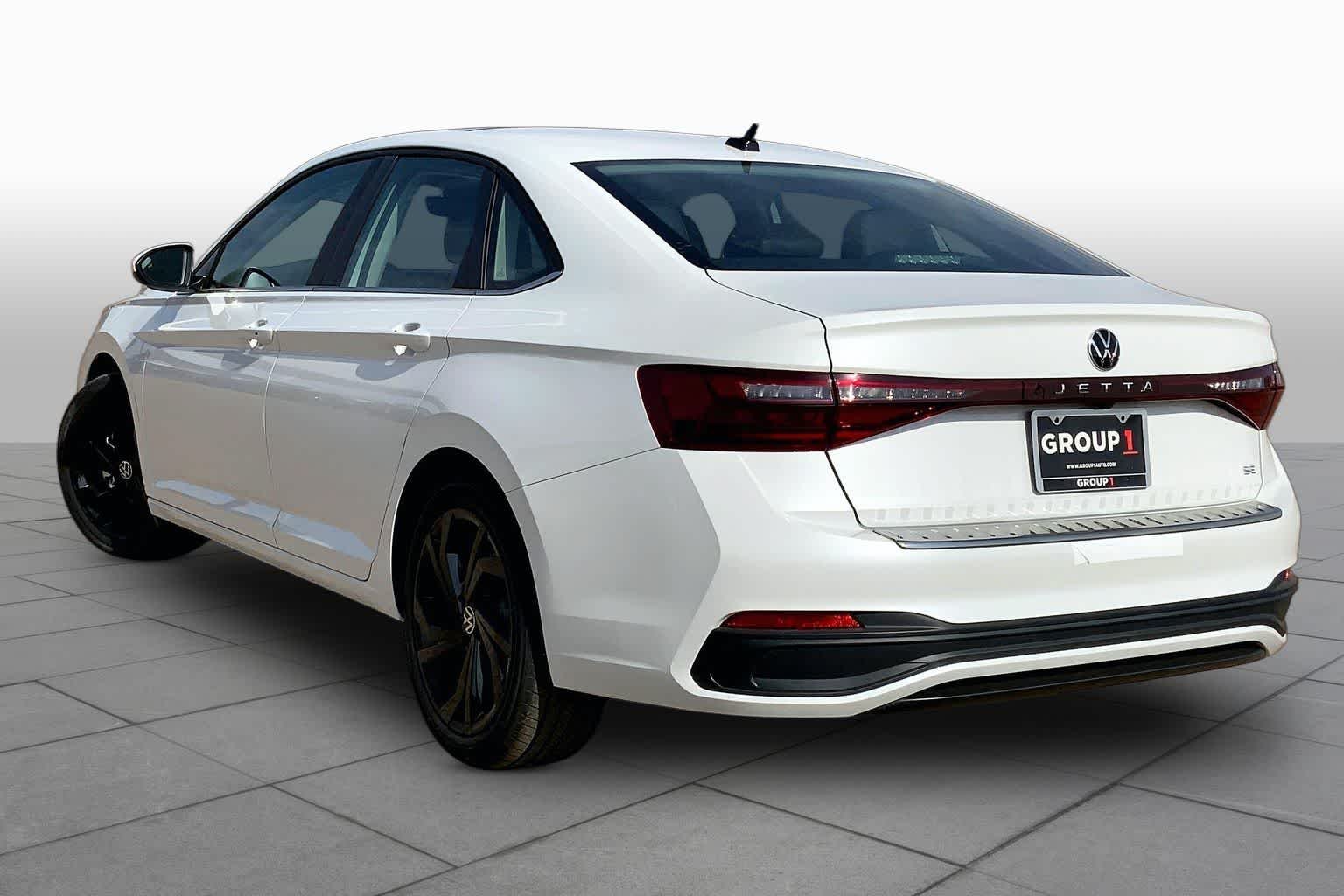 New 2026 Opal White Pearl Volkswagen SE image 11