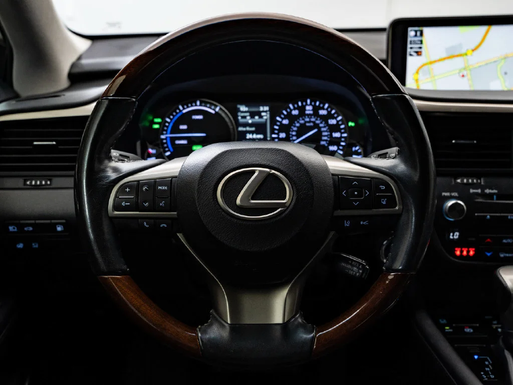 Used 2019 Eminent White Pearl Lexus 450h Premium image 41