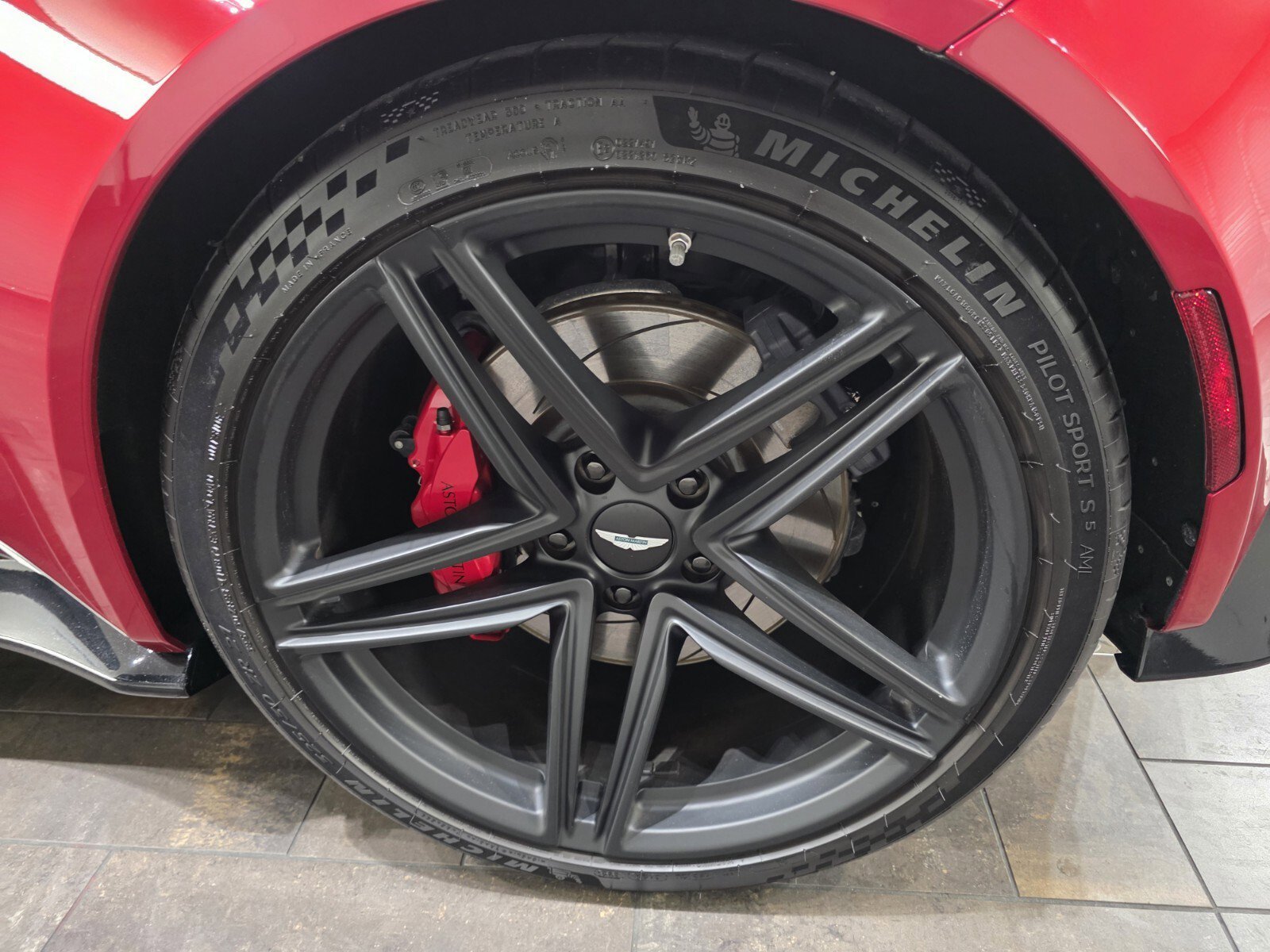 Used 2025 Hyper Red Aston Martin Coupe image 4