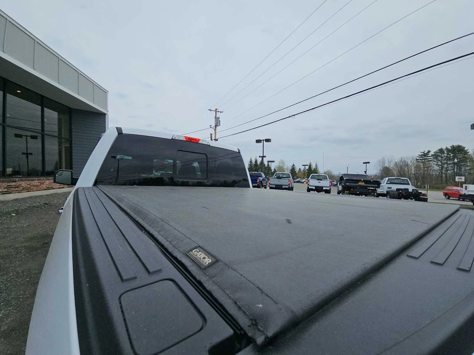 Used 2020 Oxford White/Magnetic Ford XLT image 15