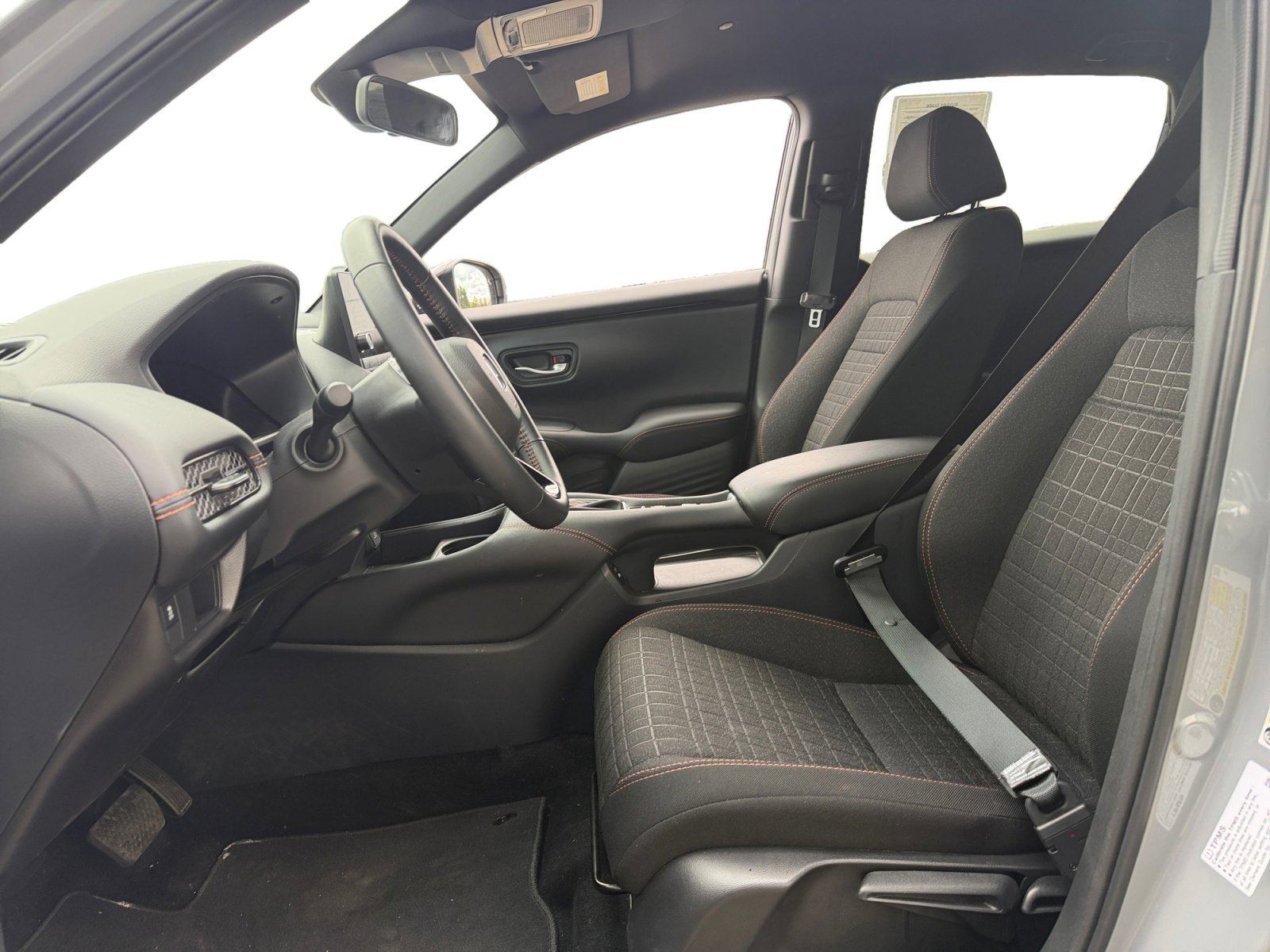 Used 2025 Urban Gray Pearl Honda Sport image 8